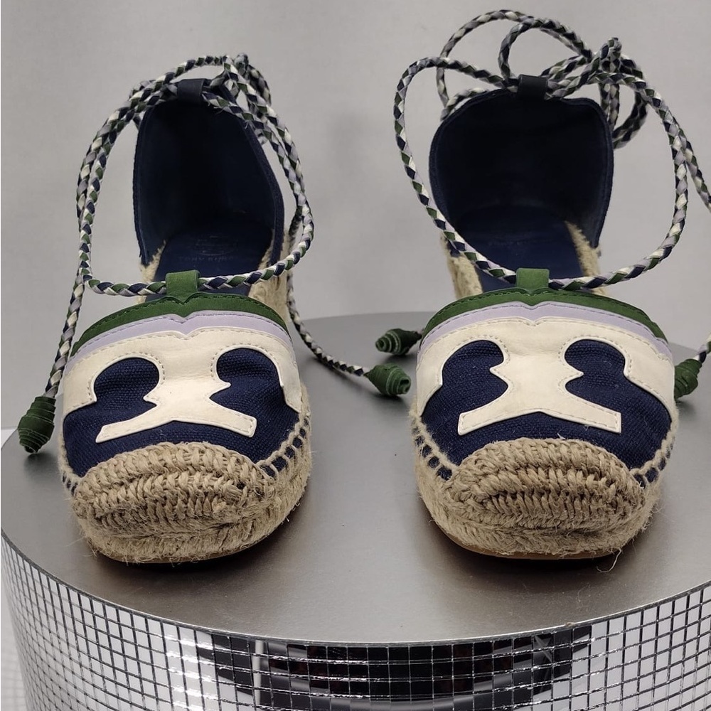 Tory Stylish Espadrille Flats with Lace-Up size 5 pre owned Exellent condition